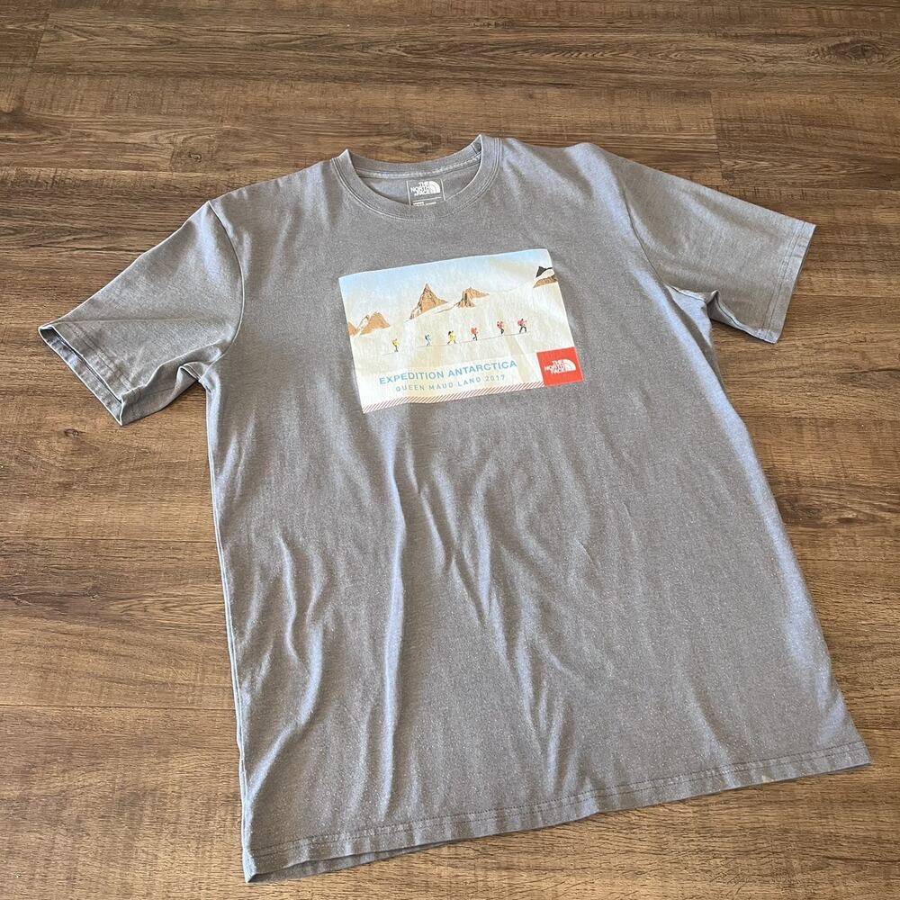 The North Face Expedition Antarctica Graphic Tee Shirt/ Unisex Size Medium